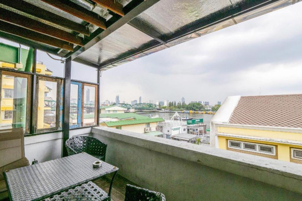 Art Hotel Sanamchai Bangkok Exterior photo